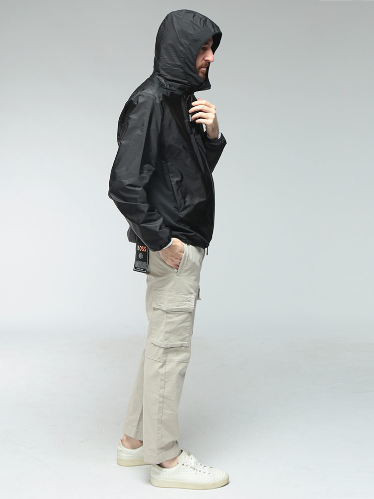 MONCLER(モンクレール) メンズ ジャケット ロゴ ナイロン 切り替え MONCLER(モンクレール) メンズ ジャケット ロゴ ナイロン 切り替え