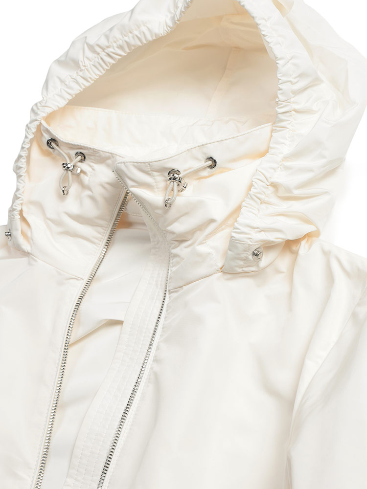 MONCLER（モンクレール） レディース ジャケット ロゴ フード収納