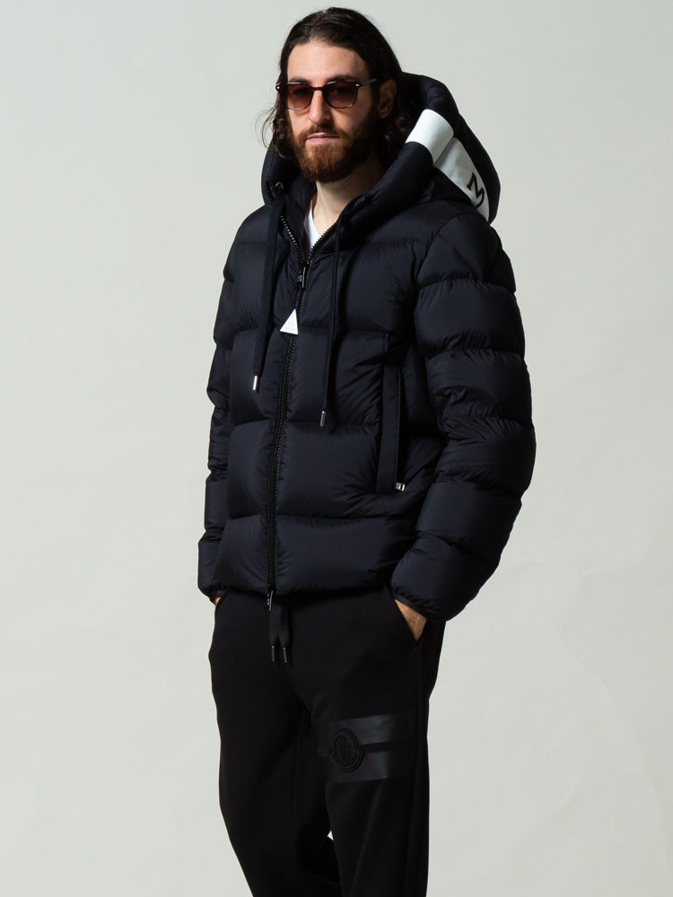 モンクレール メンズ MONCLER フード ロゴ ダウンジャケット