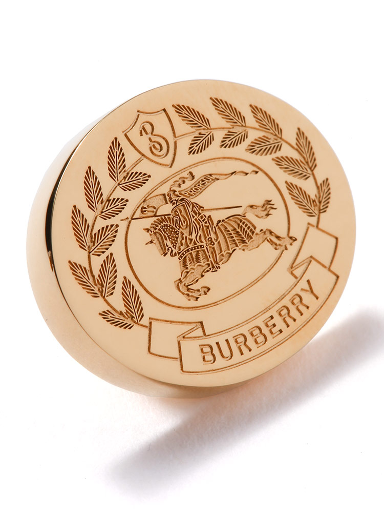 バーバリー BURBERRY EKD ゴールドプレート ピアス レディース アクセサリー ゴールド ロゴ BBL8064198 :  7687200020 : ゼンオンライン - 通販 - Yahoo!ショッピング