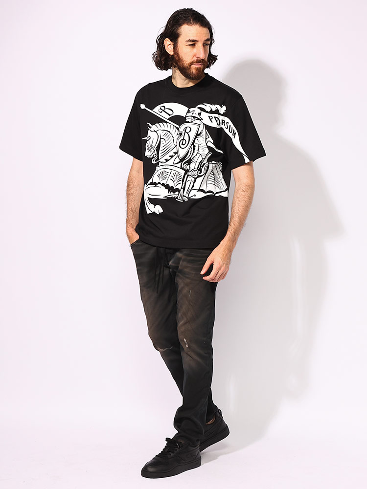 バーバリー　半袖　Tシャツ　150cm BURBERRY バーバリー 半袖 Tシャツ メンズ ビッグEKDプリント
