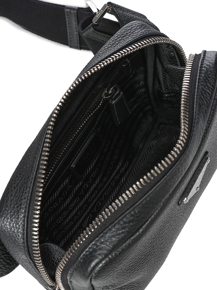 PRADA（プラダ） ヴィッテロダイノレザー ショルダーバッグ メンズ