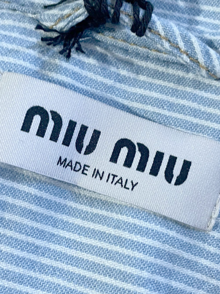 miu miu（ミュウミュウ） ロゴ刺繍 ストライプ 長袖 クロップドシャツ