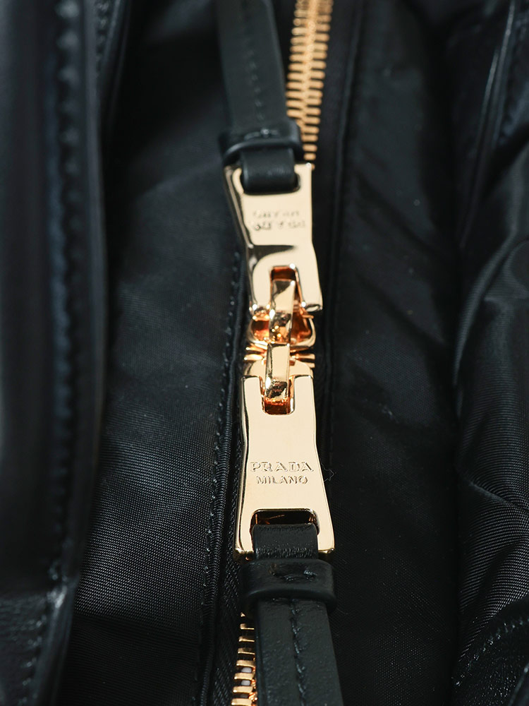 PRADA（プラダ） バッグ レディース ロゴ トライアングルロゴ 2WAY