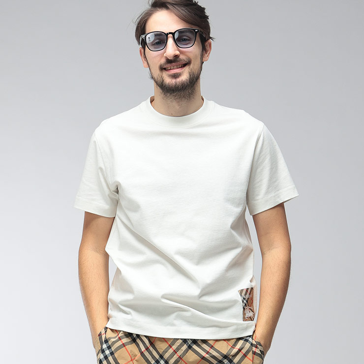 BURBERRY チェックロゴ Tシャツ 白 Mサイズ Burberry チェックラベルコットンTシャツ (すべての新品) IFCHIC.COM