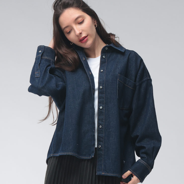 MAXMARA WEEKEND LINE（マックスマーラウィークエンドライン