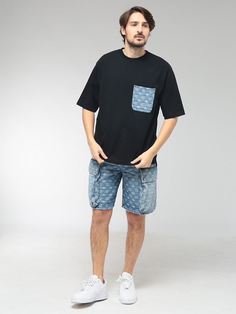 DSQUARED2（ディースクエアード） メンズ ショートパンツ 総柄ロゴ