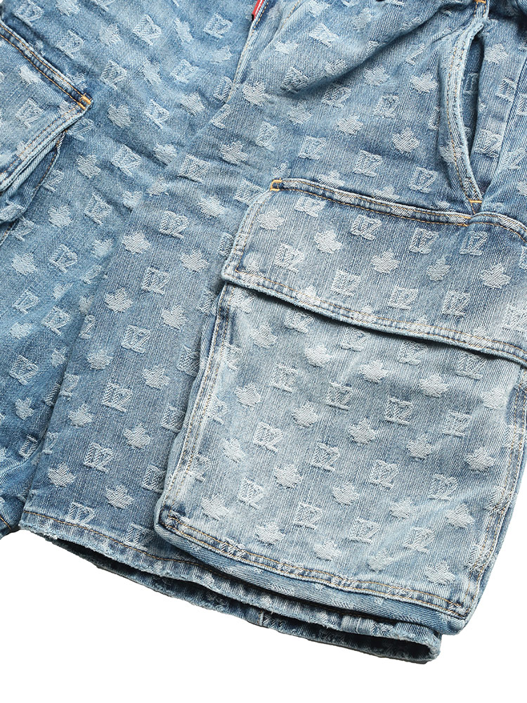 DSQUARED2（ディースクエアード） メンズ ショートパンツ 総柄ロゴ