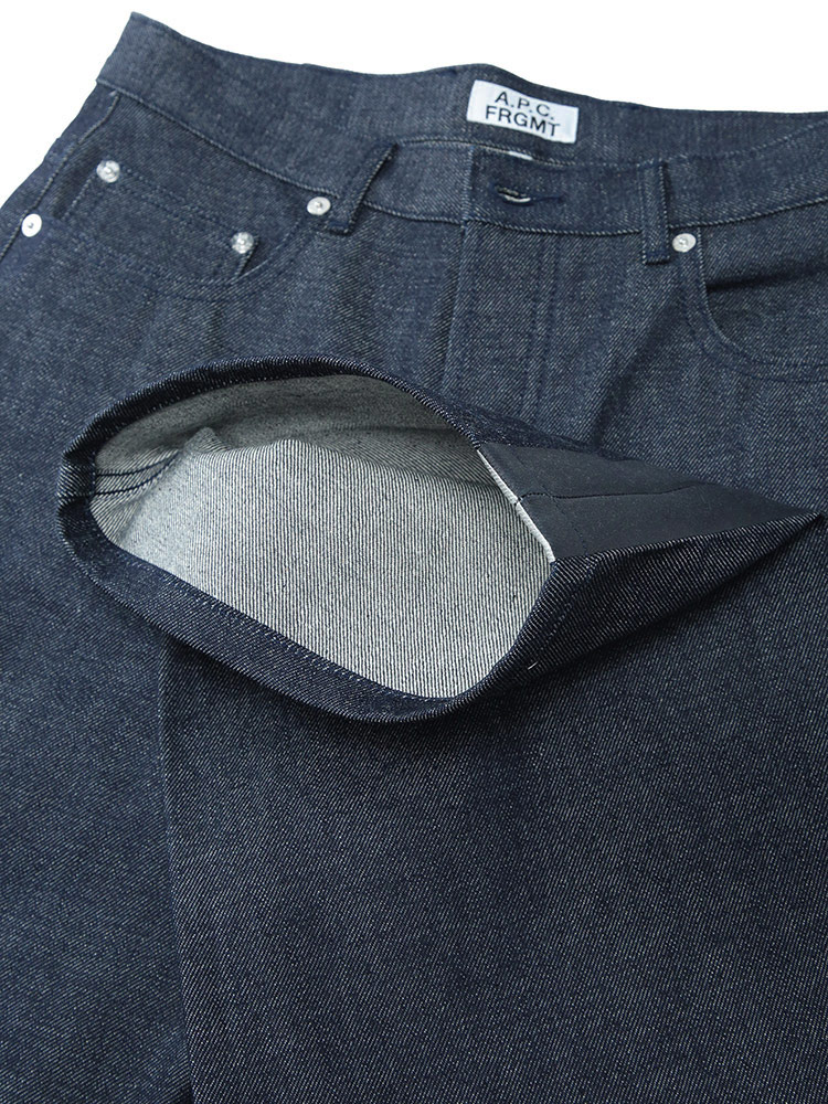 A.P.C.（アーペーセー） メンズ デニムパンツ ロゴ サイドラバーテープ