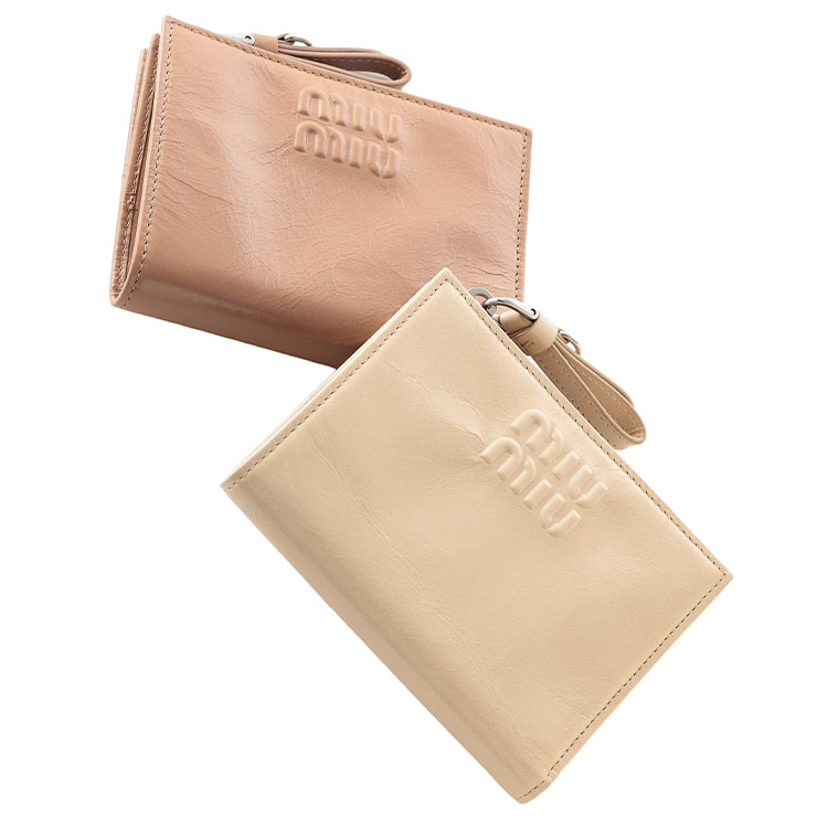 miumiu 二つ折り財布 miu miu（ミュウミュウ） レディース 財布 シャインレザー 二つ折り