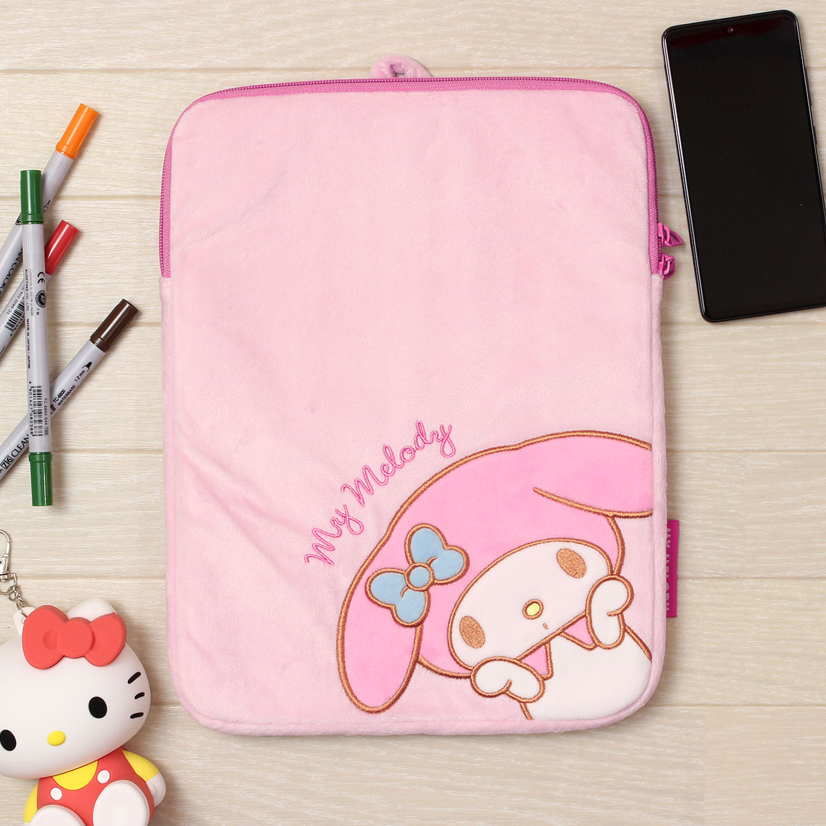 sanrio（サンリオ） タブレットケース 汎用 11 12 13インチ 小学校